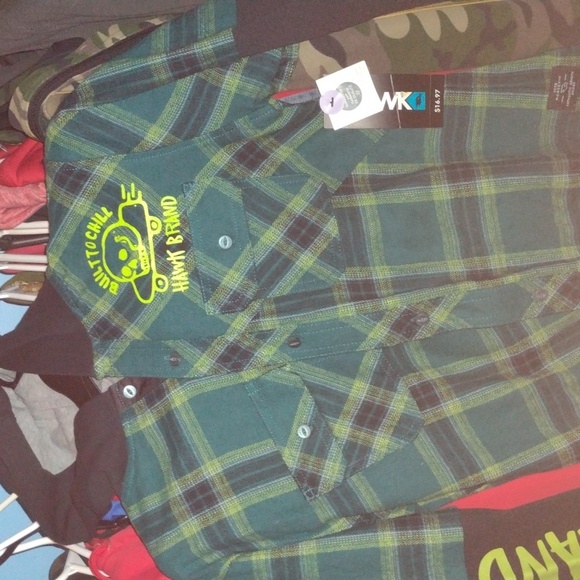 Vintage Hawk brand built to chill hoodie - Picture 2 of 3